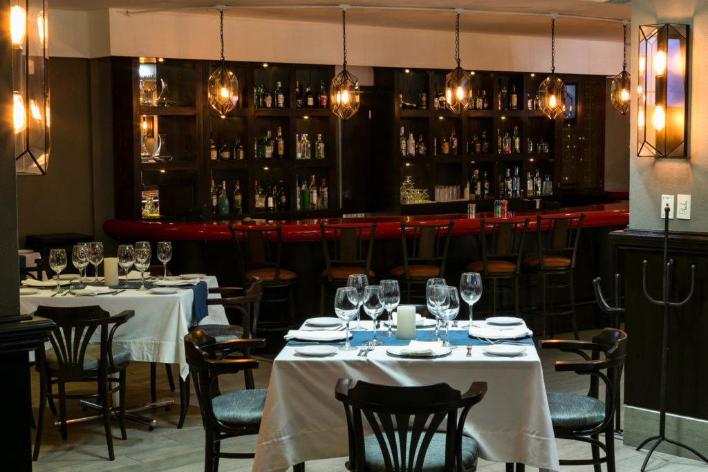 Restaurante Los Arces Hotel Real de Minas Poliforum, León Guanajuato