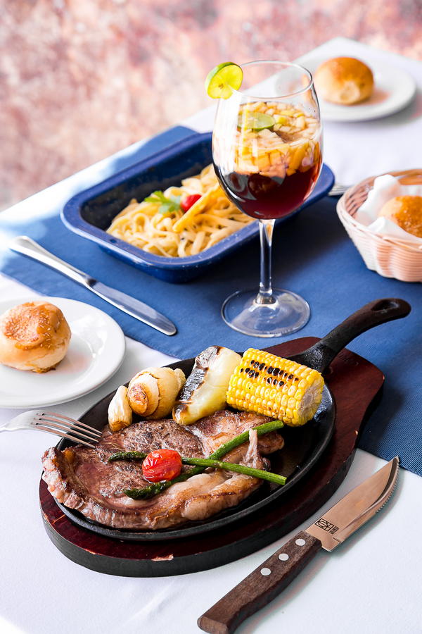 Restaurante Los Arces Hotel Real de Minas Poliforum, León Guanajuato