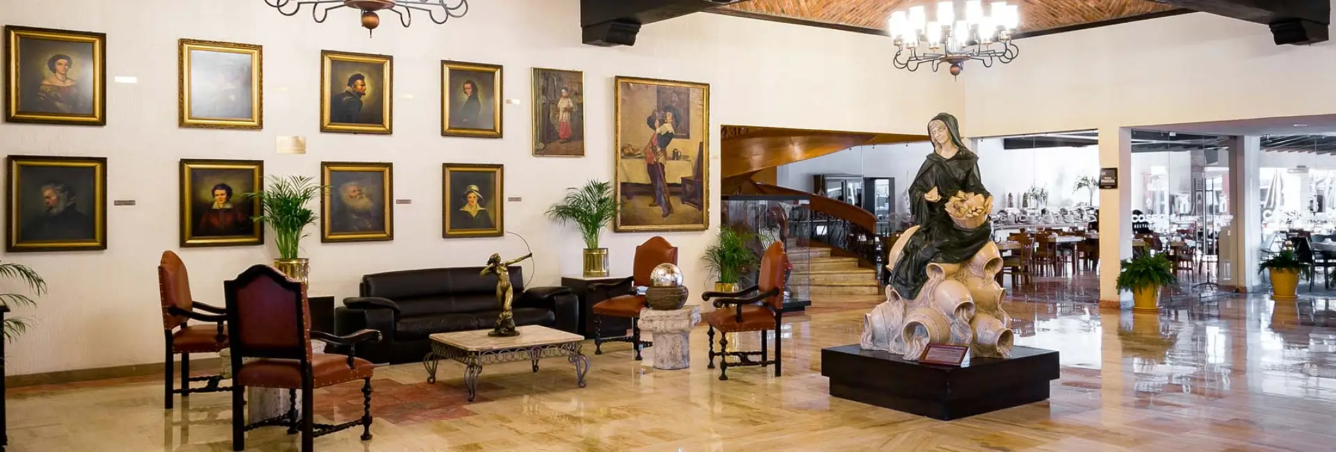 Galería de Arte, Hotel Real de Minas Poliforum, Hotel en León Guanajuato